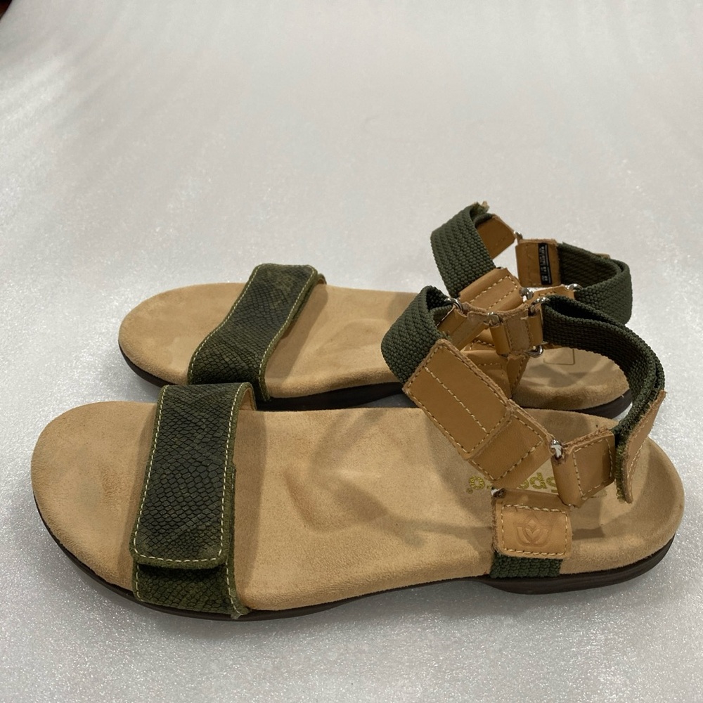 Spenco Tamara Reptile Embossed Adjustable Straps Olive Green Sandals Size 8
